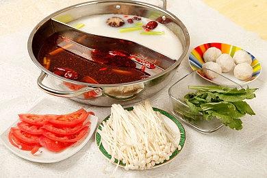 修女叙事冒险游戏《印蒂卡》公开 明年发售